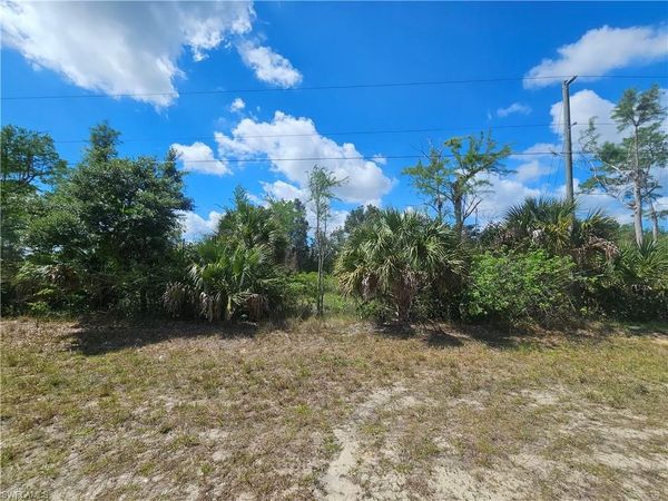 443 Greenbriar BLVD , LEHIGH ACRES, FL 33972