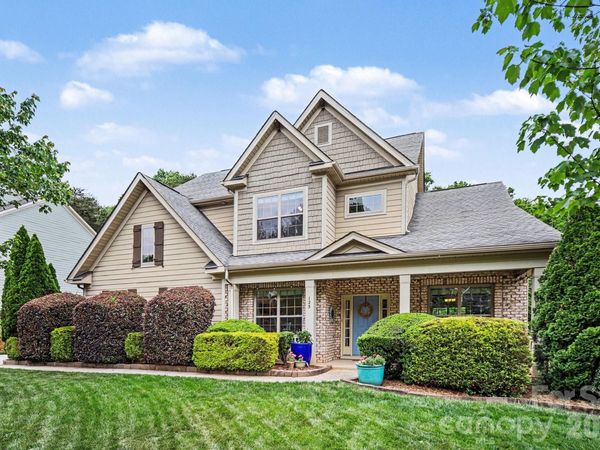 125 Lakeshore Hills Drive, Mooresville, NC 28117