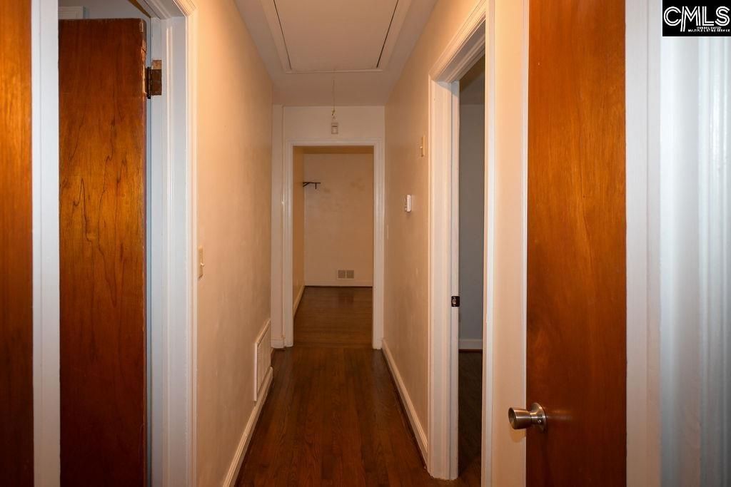 1001 Summerland Drive Photo 13