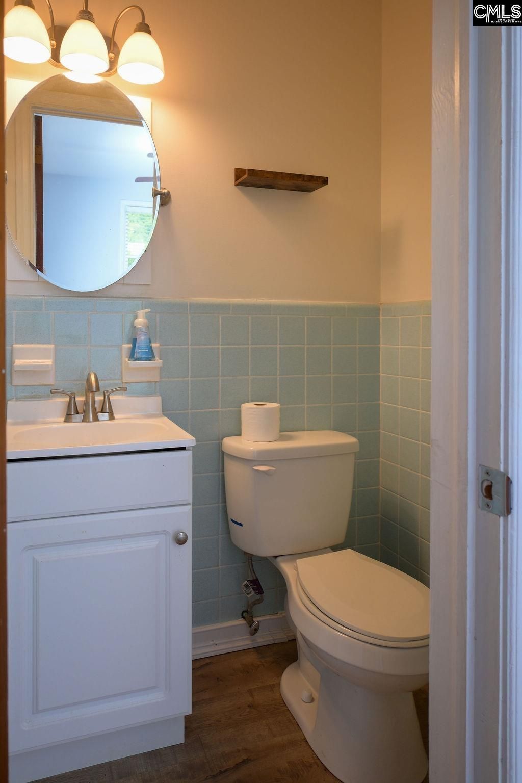 1001 Summerland Drive Photo 18