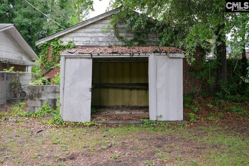 1001 Summerland Drive Photo 23