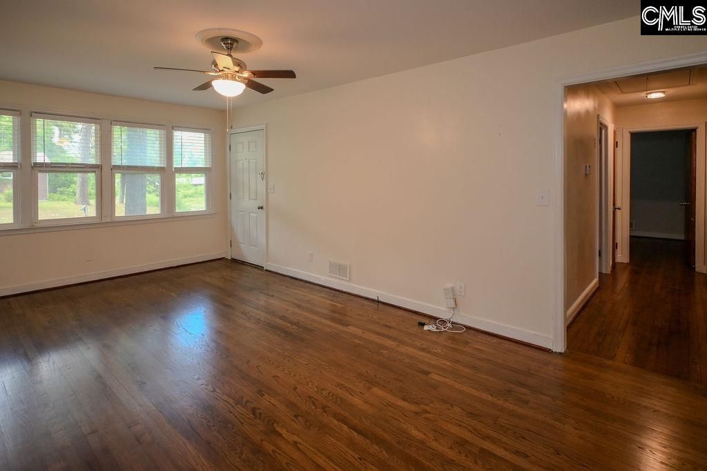 1001 Summerland Drive Photo 6