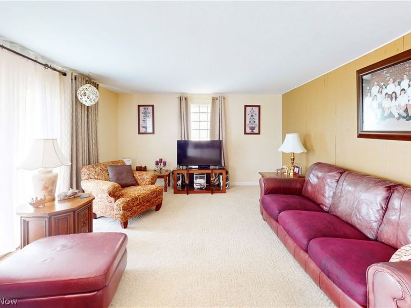 2711 Whitehaven Boulevard, Steubenville, OH 43952 Photo 14