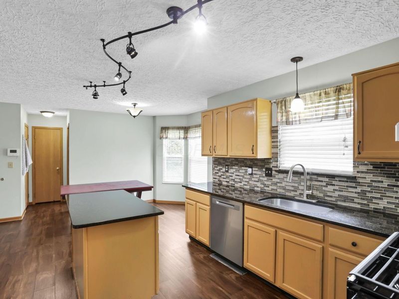 8505 Wildomar Avenue , Reynoldsburg, OH 43068 Photo 11