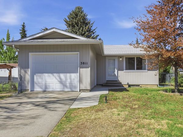 3811 E Hartson Ave, Spokane, WA 99202