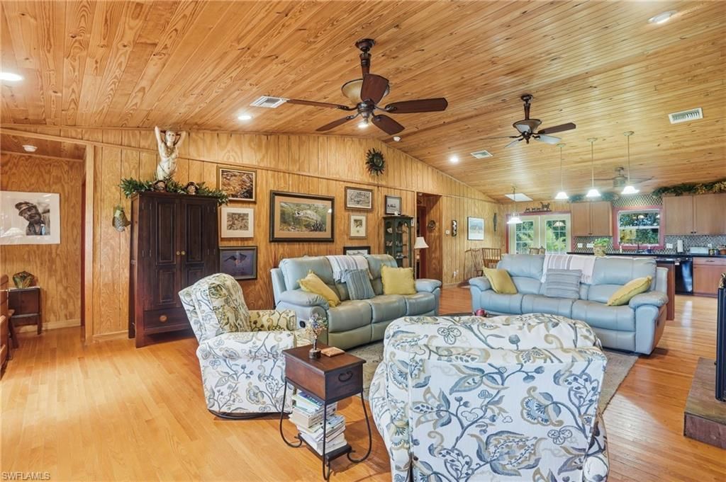 6650 Chipper Ln, North Fort Myers, FL 33917 Photo