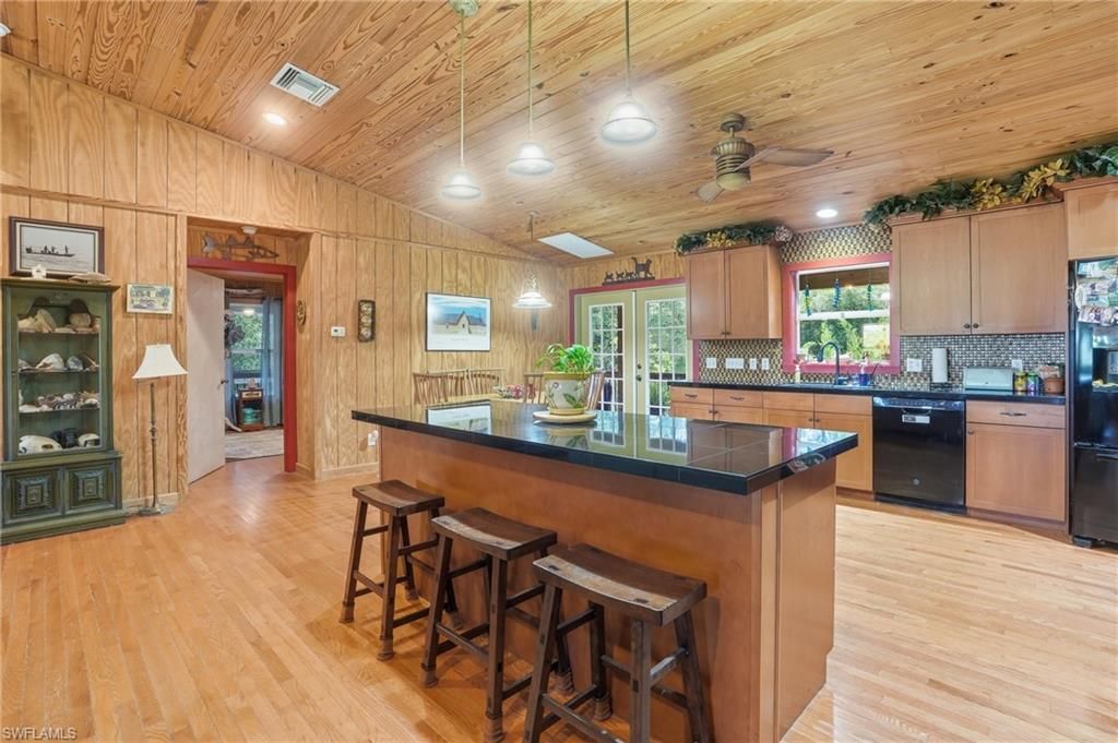 6650 Chipper Ln, North Fort Myers, FL 33917 Photo