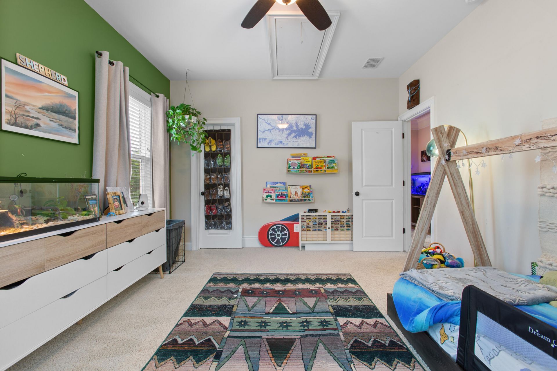 4282 Misty Hollow Lane Photo 24