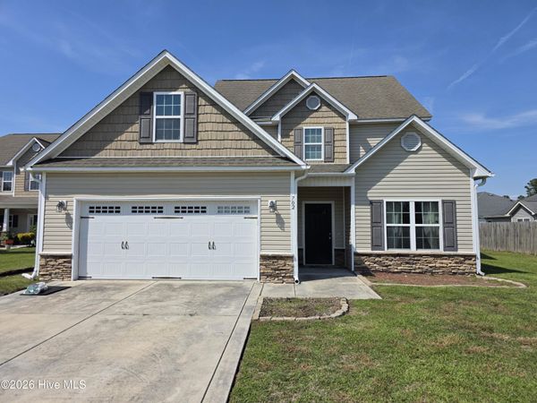 702 Appling Court, Jacksonville, NC 28546
