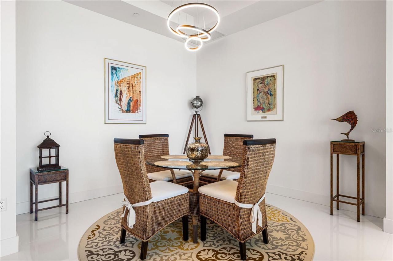 111 S Pineapple Avenue, Unit 1208, Sarasota, FL 34236 Photo