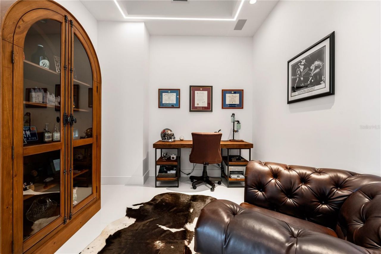 111 S Pineapple Avenue, Unit 1208, Sarasota, FL 34236 Photo