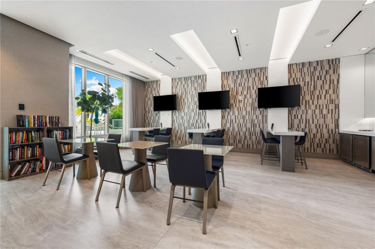 111 S Pineapple Avenue, Unit 1208, Sarasota, FL 34236 Photo