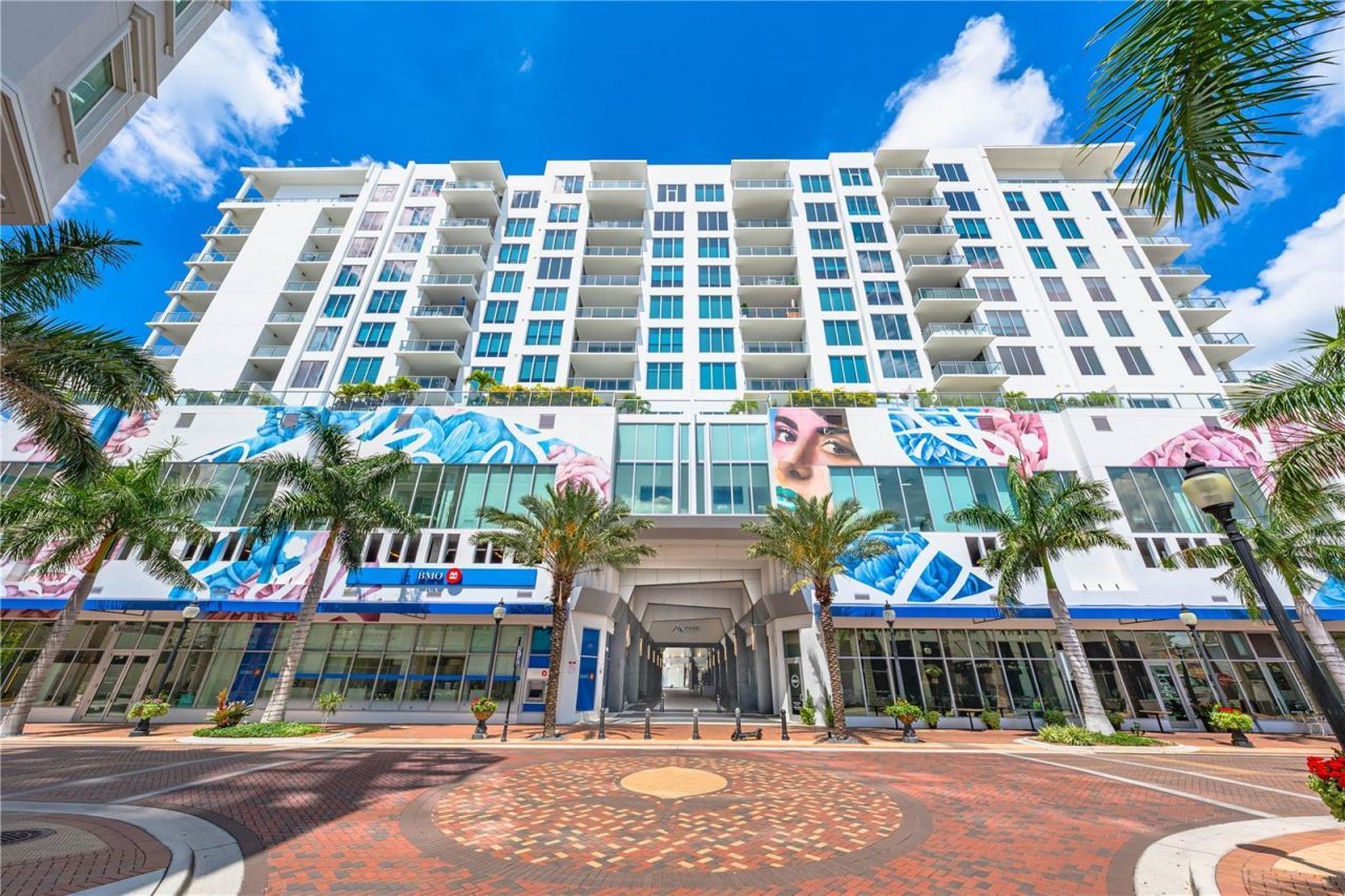 111 S Pineapple Avenue, Unit 1208, Sarasota, FL 34236 Photo
