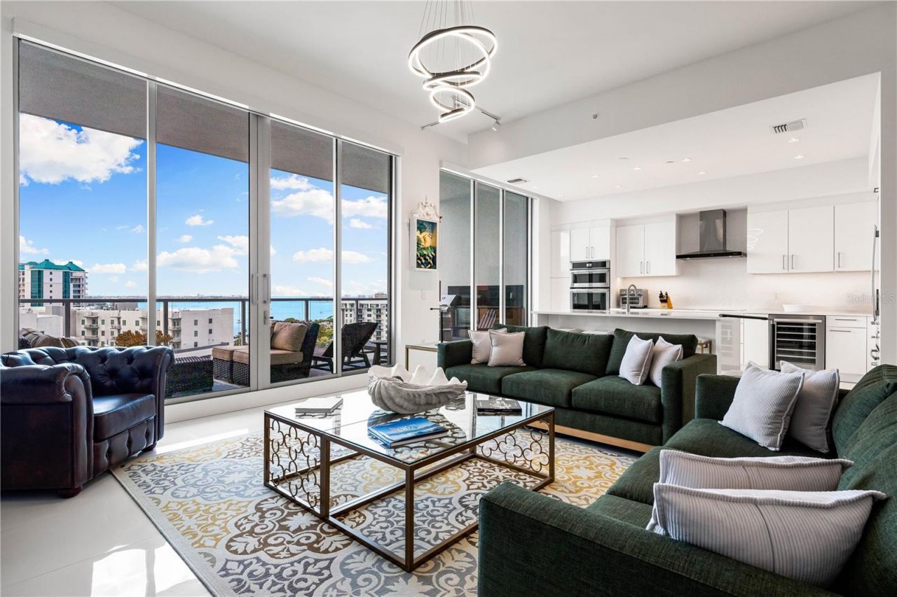 111 S Pineapple Avenue, Unit 1208, Sarasota, FL 34236 Photo