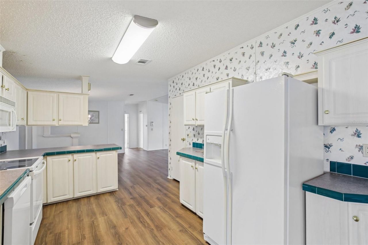 6710 36th Avenue E, Unit 282, Palmetto, FL 34221 Photo