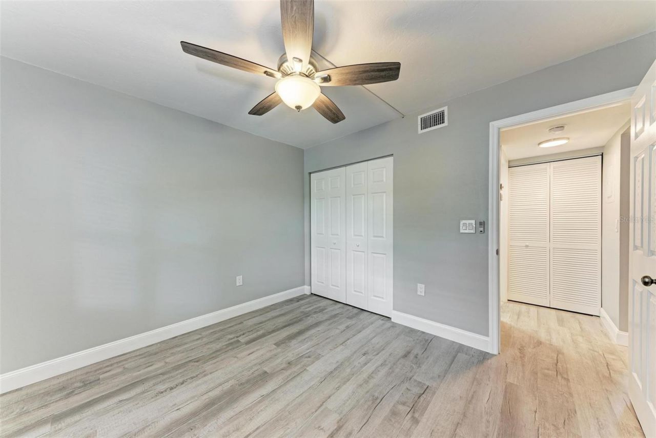 515 30th Avenue W, Unit H201, Bradenton, FL 34205 Photo