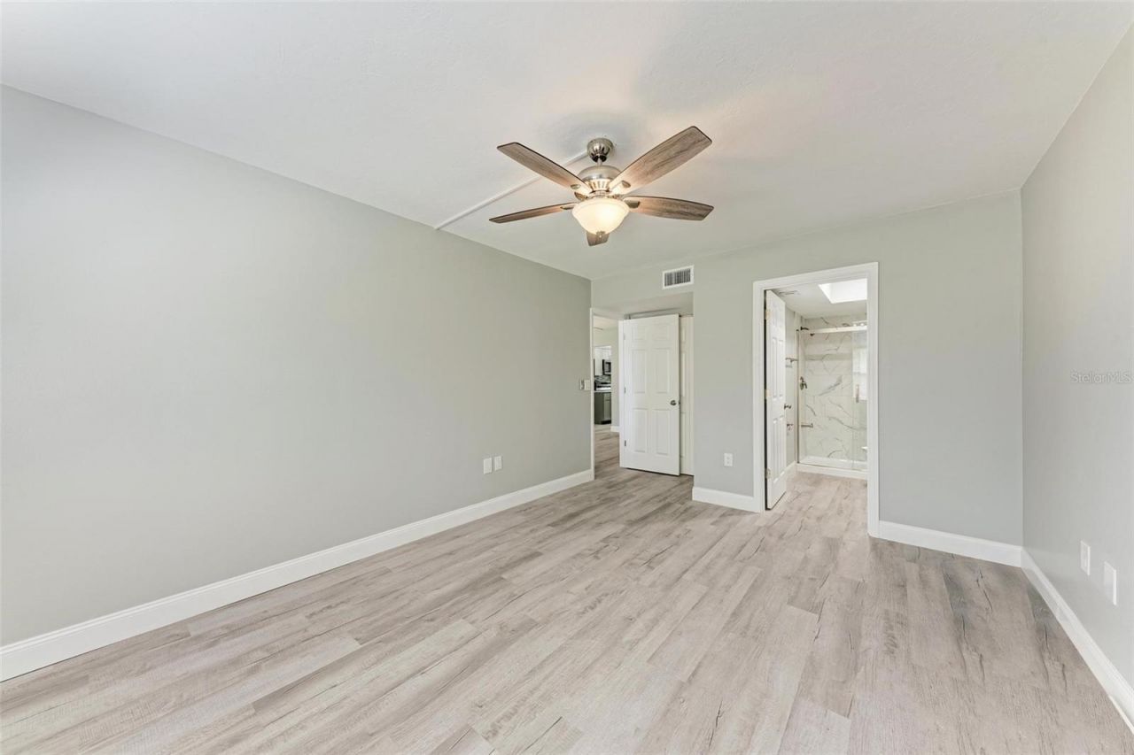 515 30th Avenue W, Unit H201, Bradenton, FL 34205 Photo