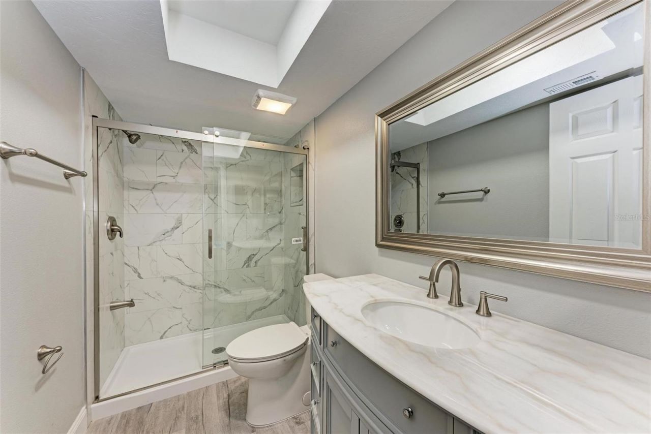 515 30th Avenue W, Unit H201, Bradenton, FL 34205 Photo