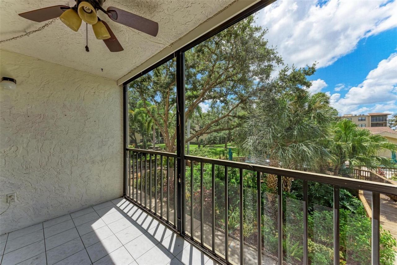 515 30th Avenue W, Unit H201, Bradenton, FL 34205 Photo