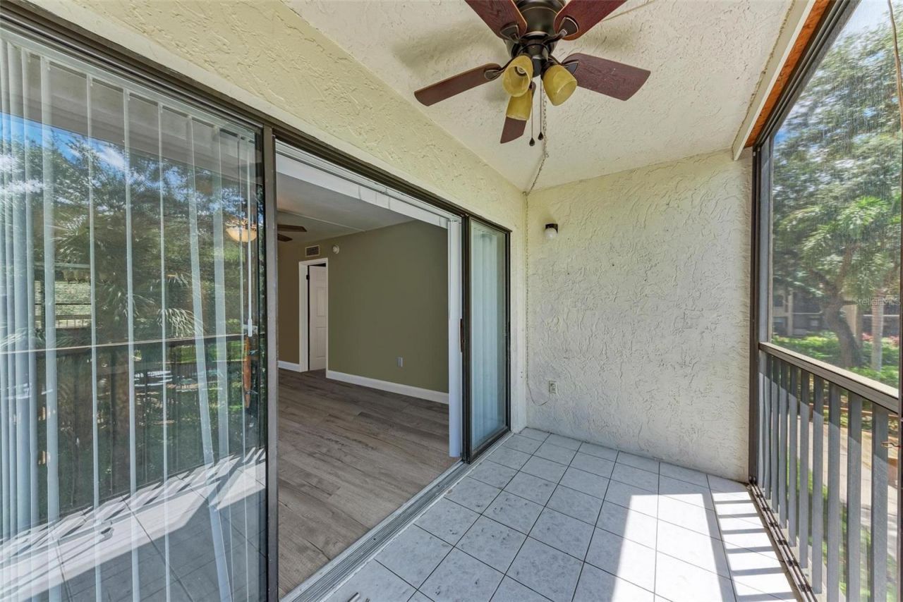 515 30th Avenue W, Unit H201, Bradenton, FL 34205 Photo