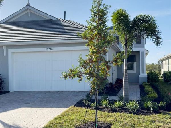 10716 KLEE AVENUE , BRADENTON, FL 34212