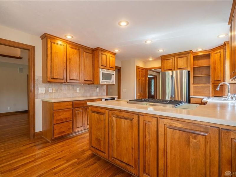 185 Barrington Village Drive, Xenia, OH 45385 Photo 16