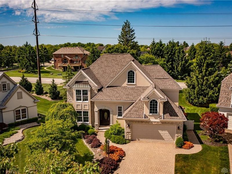 185 Barrington Village Drive, Xenia, OH 45385 Photo 3