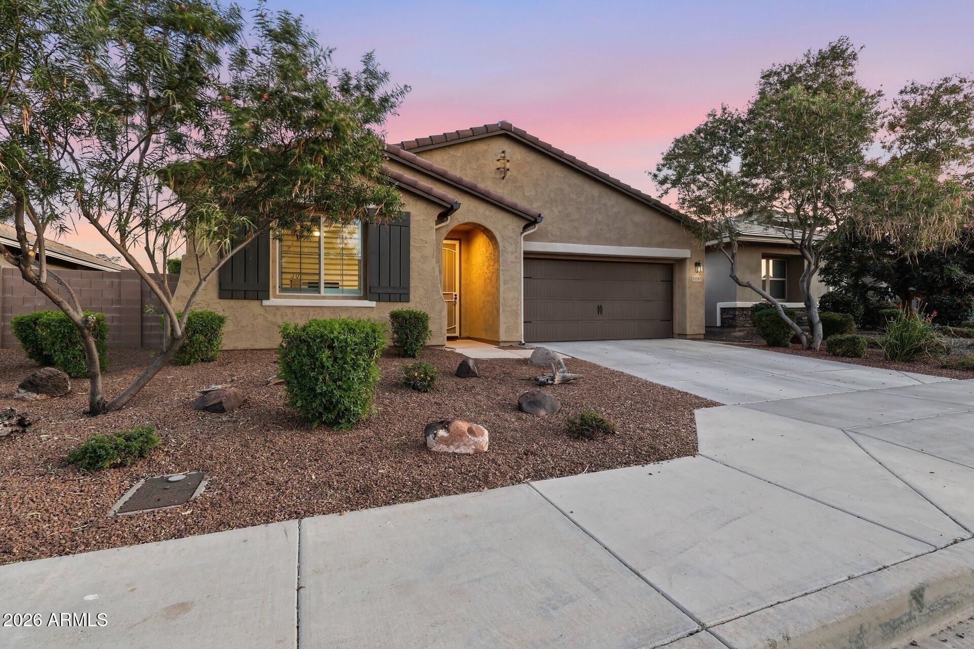 11597 W Andrew Lane, Peoria, AZ 85383 Main Photo