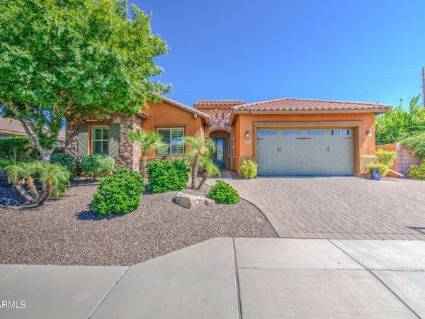 2815 E ODESSA Street, Mesa, AZ 85213