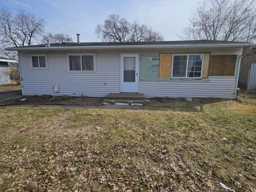 6430 Girard Avenue N, Brooklyn Center, MN 55430