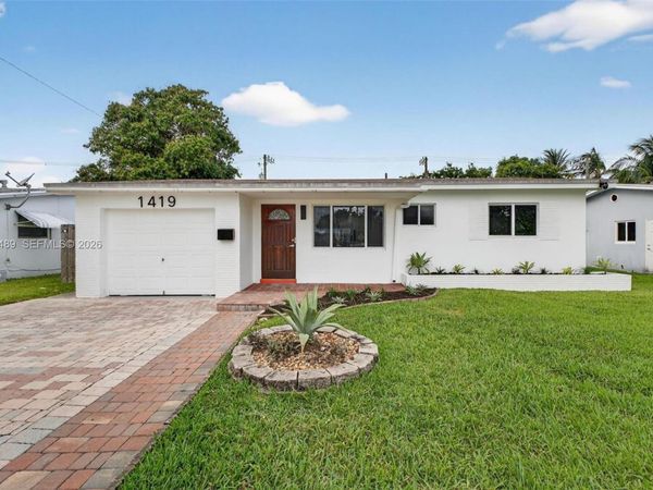 1419 Harding St, Hollywood, FL 33020