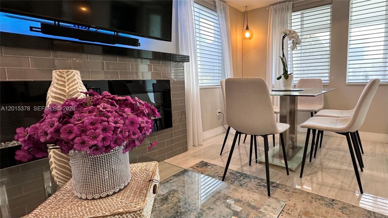1324 NE 14th Ave, Fort Lauderdale, FL 33304 Photo