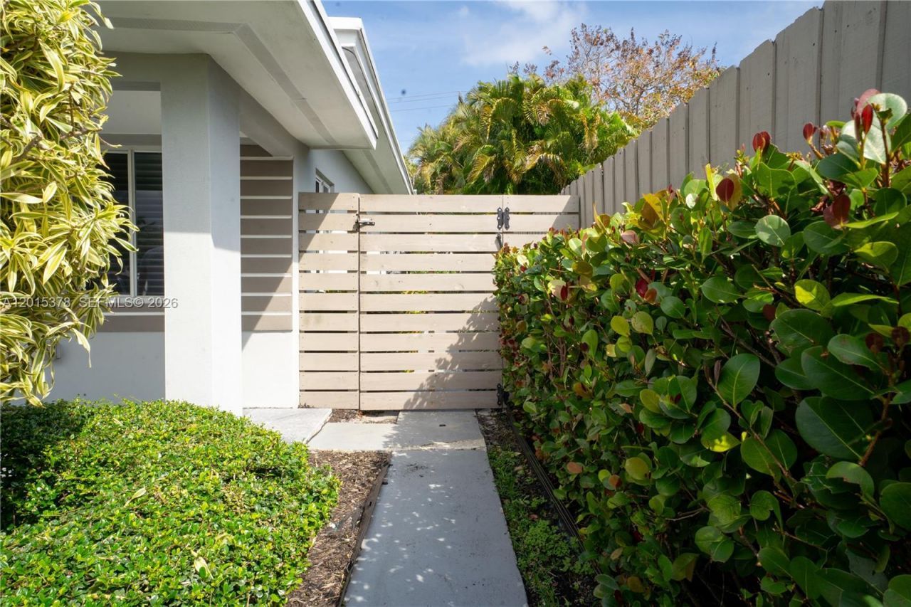 1324 NE 14th Ave, Fort Lauderdale, FL 33304 Photo