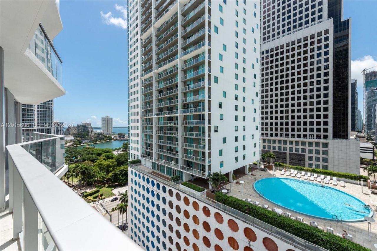 77 SE 5th St, Unit 1813, Miami, FL 33131 Photo