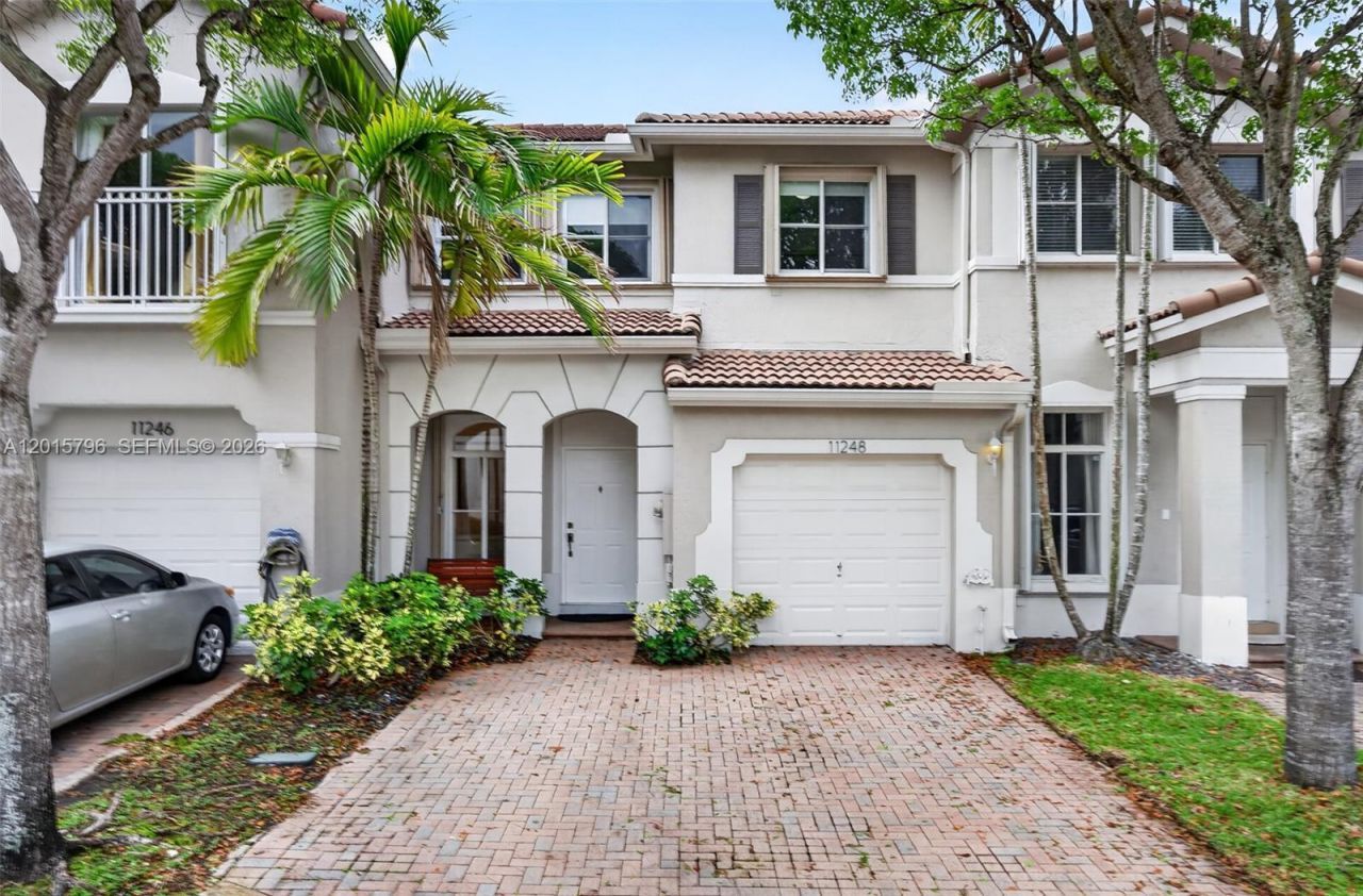 11248 NW 56th St, Doral, FL 33178 Photo