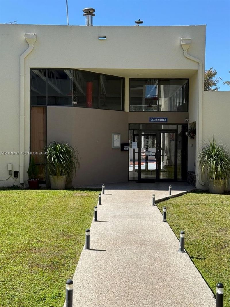 8002 SW 149th Ave , Unit B310, Miami, FL 33193 Photo