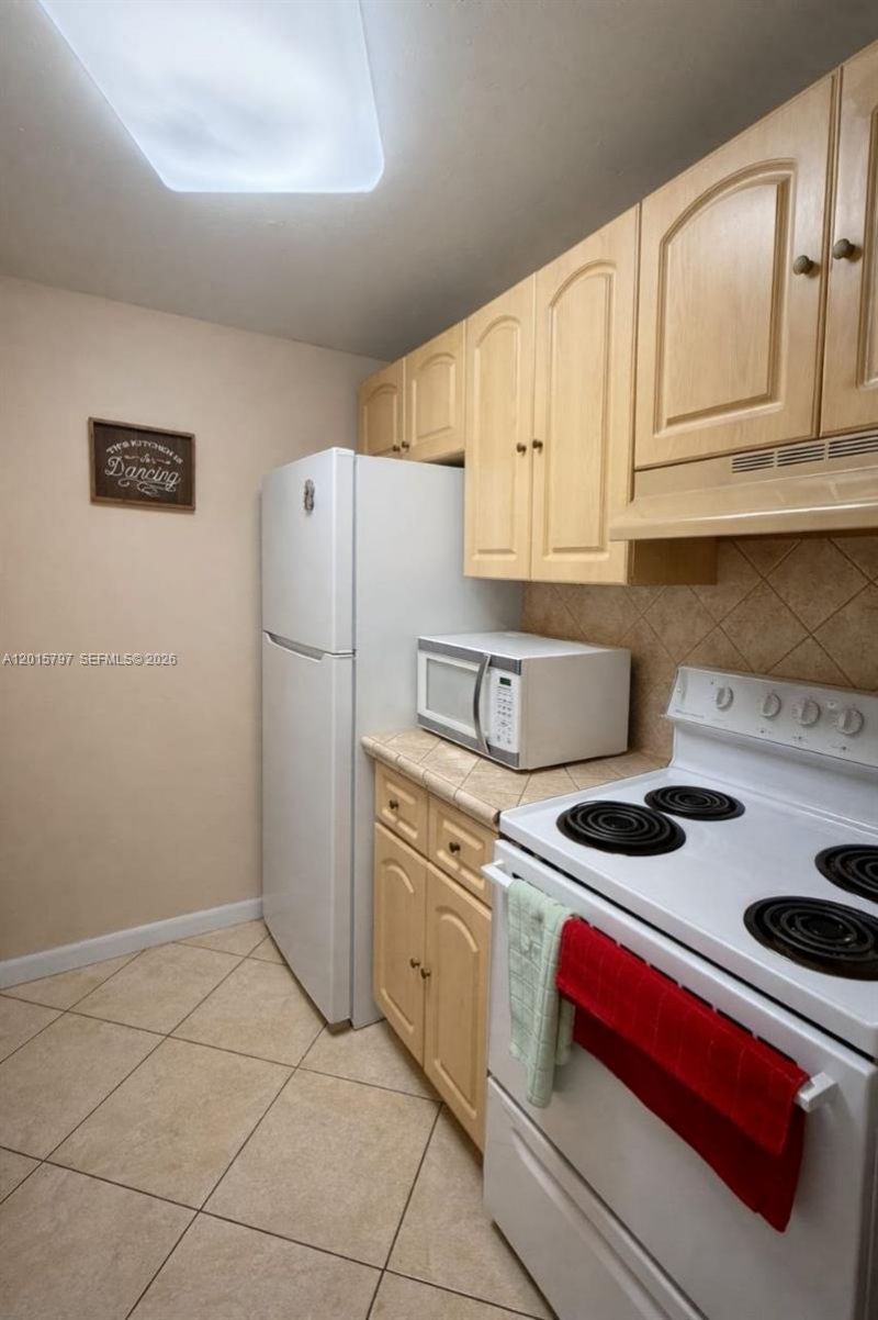 8002 SW 149th Ave , Unit B310, Miami, FL 33193 Photo
