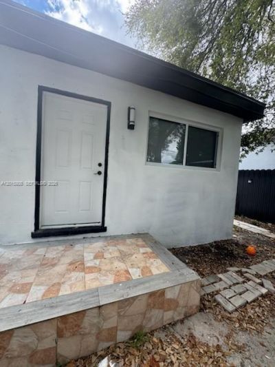 833 NW 75th St, Miami, FL 33150 Photo
