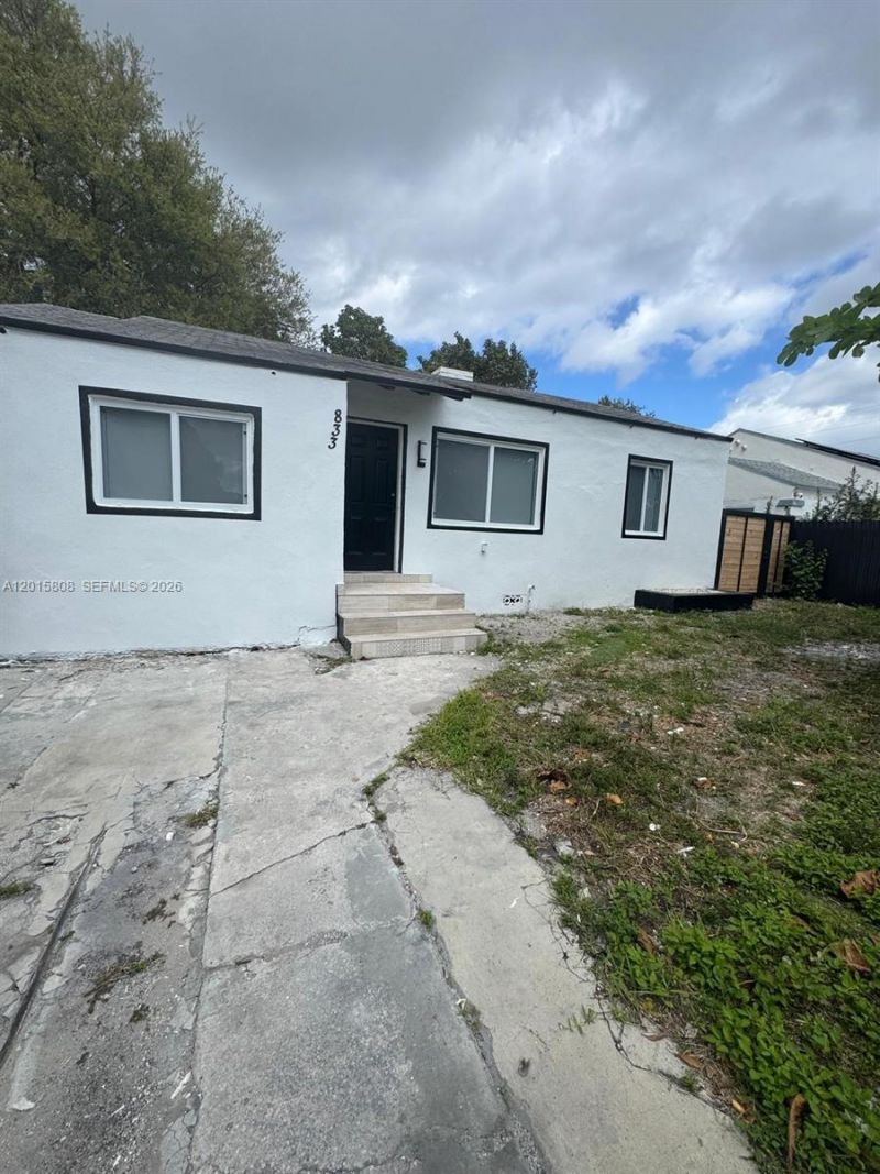 833 NW 75th St, Miami, FL 33150 Photo