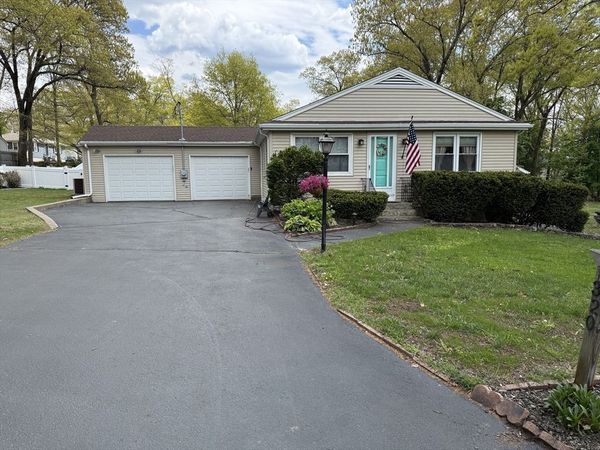 320 Brown St, Attleboro, MA 02703