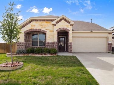 14801 Holster Trail, Fort Worth, TX 76052
