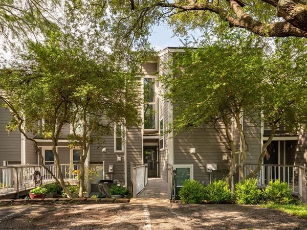 300 Rush Creek Drive, Unit A2, Heath, TX 75032