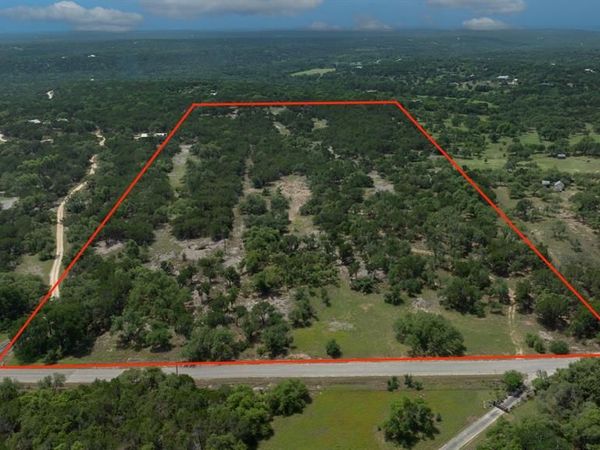 1400 Panther Creek Road , Driftwood, TX 78619