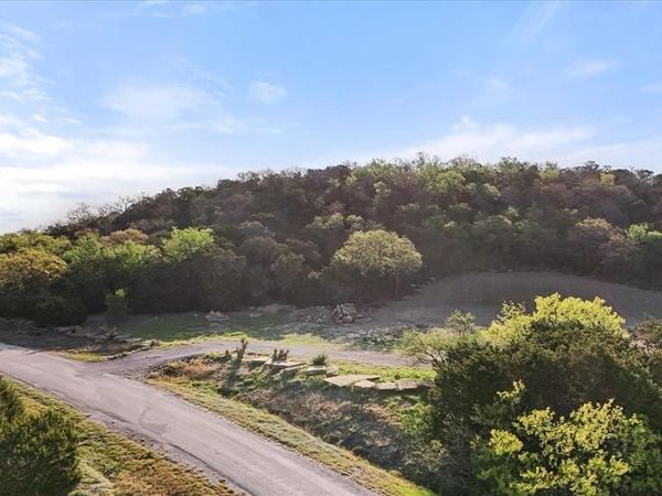215 Shady Oaks Drive, Mineral Wells, TX 76067