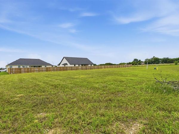 585 Highview Court , Godley, TX 76044