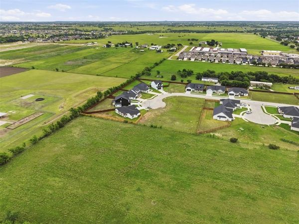 593 Highview Court , Godley, TX 76044
