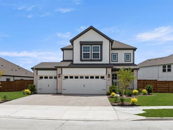 2000 Blossom Street, Mesquite, TX 75181