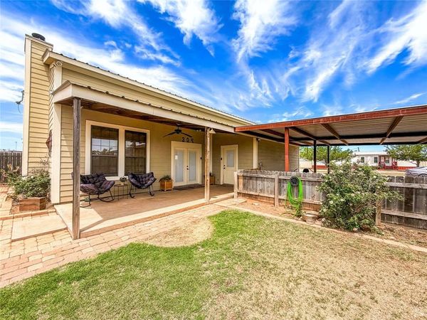 304 S Madison Avenue , Aspermont, TX 79502