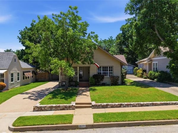4607 Collinwood Avenue, Fort Worth, TX 76107