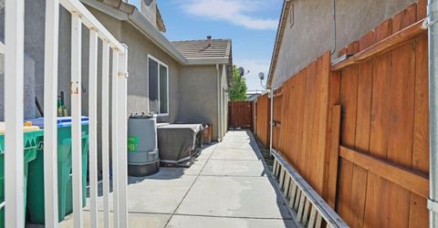 10425 Big Oak Cir, Stockton, CA 95209 Photo